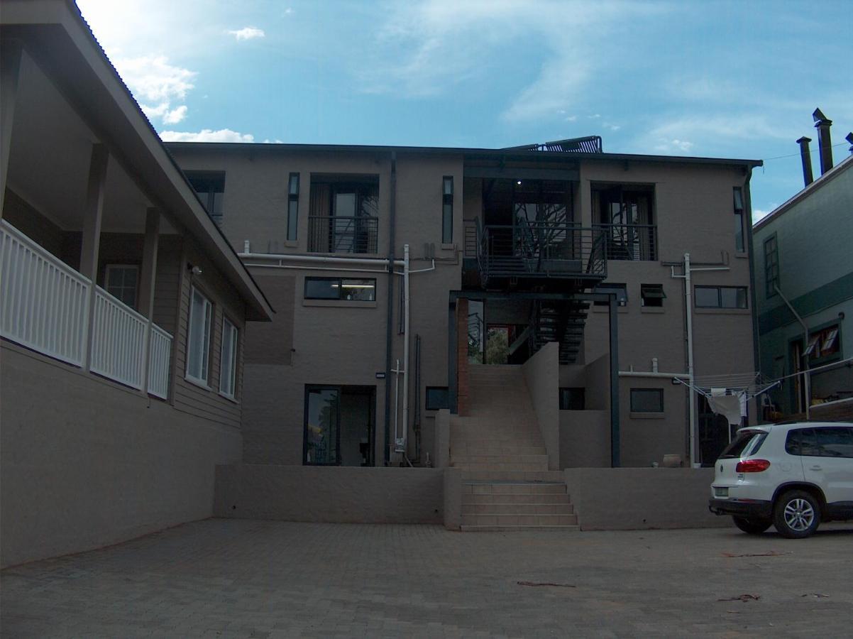 The Courtyard Guest House 克拉伦斯 外观 照片